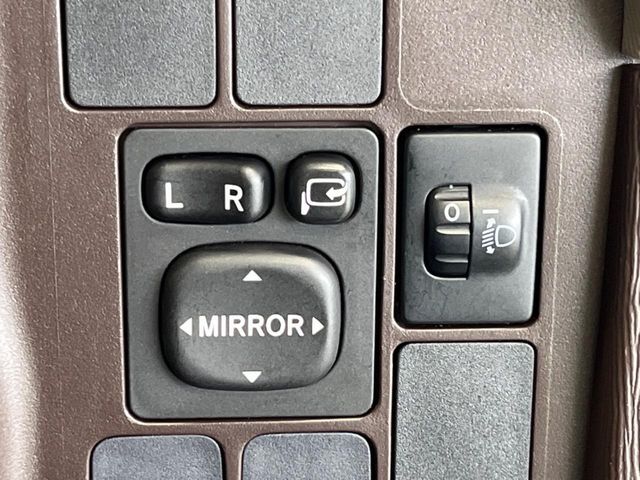 【電動格納ドアミラー】