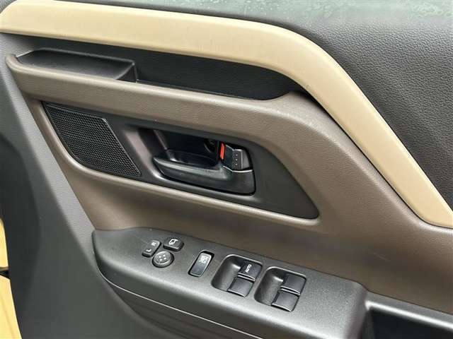 運転席窓操作部