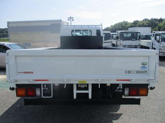 最大積載量：3000kg