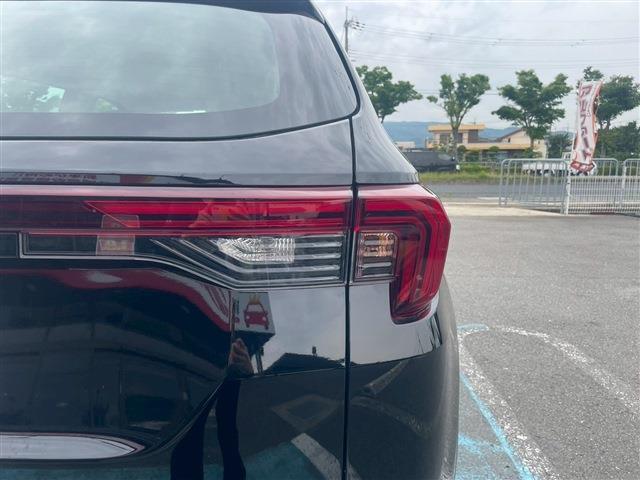 当店の車両は大量仕入れ、大量販売を行っておりますので、お客様にお安くご提供させていただいております。