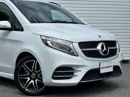 パワーユニットは2.2リッター直列4気筒クリーンディーゼルターボエンジン。出力163ps！トランスミッションは7段AT。駆動方式はFRで足まわりには「AGILITY CONTROLサスペンション」装備！