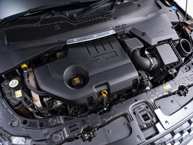 2リッター180PSターボディーゼルエンジンのトルクは430Nm。高いドライバビリティと洗練されたフィーリングをもたらします。多段階9ATでスムーズな変速を実現。快適なドライブをお楽しみいただけます。