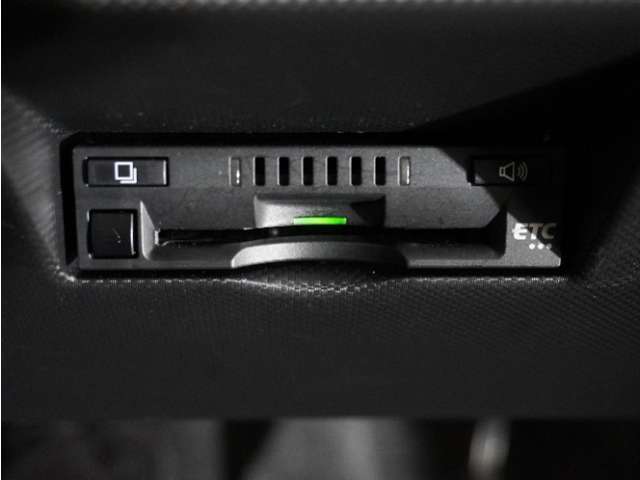 【ETC車載器】高速道路のご利用時にとても便利なETC車載器。セットアップ(費用別途)後にお渡ししとなります。