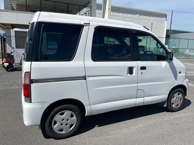 車検整備2年付き・オートマ・4ナンバー構造変更済