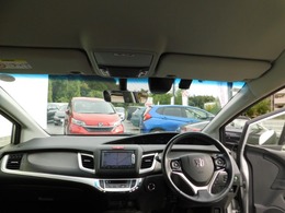 運転視界の広いフロントガラスです！当店の在庫車は新車店のデモカー、下取りを中心に厳選して仕入れたホンダ認定中古車です！ホンダ車のことならお任せください！