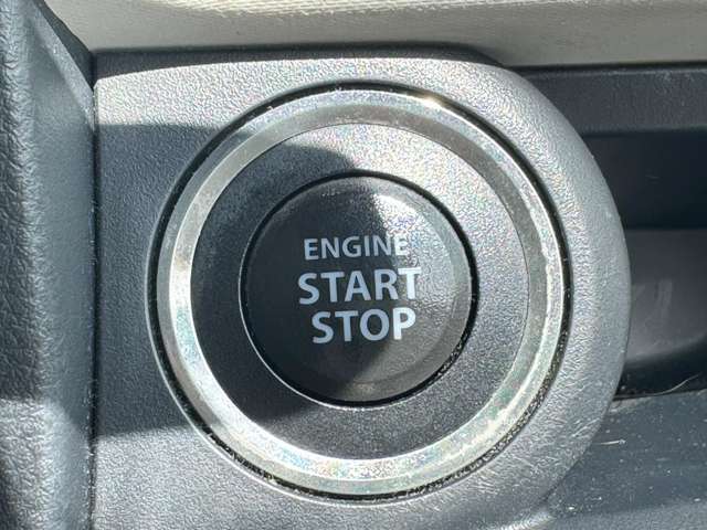 お車の機能や安全装備に関して気になる方は、ぜひ一度ご来店ください！その場でスタッフがご説明可能です！