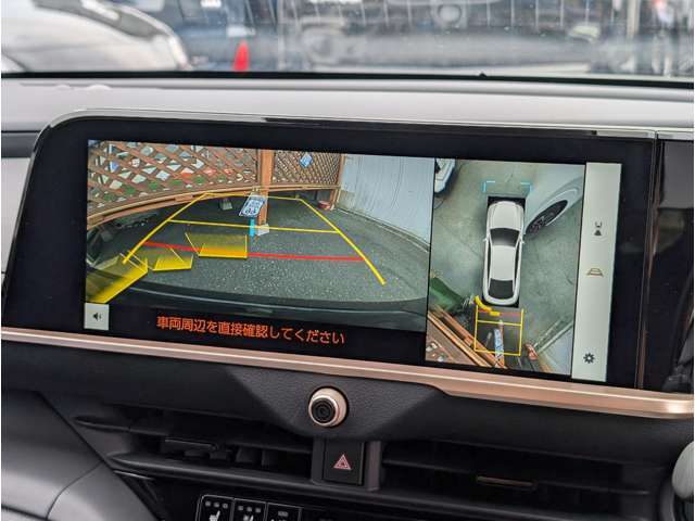 運転苦手な方も安心の全方位モニター装備です！！