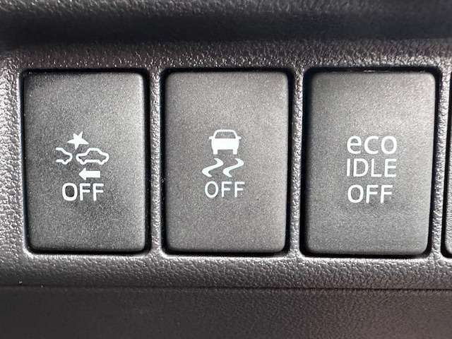 車検整備もお任せ！当店は無駄な部品交換を致しません。使える部品・交換すべき部品をお客様立会いの下わかりやすくご説明させて頂きます！ご納得頂いた上で、交換についてお客様自身で決めて頂き整備を実施します。
