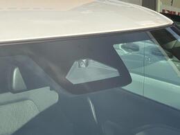 『豊富な在庫から』　お探しのお車がありましたら、ご希望と共にスタッフまでお申し付け下さいませ。当店以外の店舗の中からでもご希望に沿った一台をご提案させていただきます。