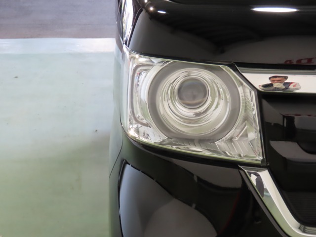 LEDヘッドライトで夜間や雨天時のドライブを明るくサポート！省電力、耐久性にも優れています。