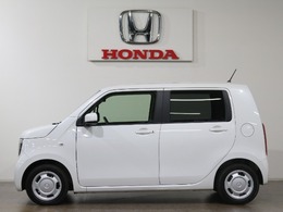 ボディカラーはプラチナホワイトパールです。