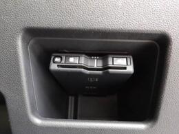 【ETC】高速道路の料金所をストレスなく通過！話題のスポットやサービスエリアに多い「スマートIC」利用時は必須のアイテムです。当店でセットアップを実施、ご納車当日からすぐにご利用いただけます！