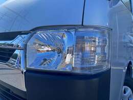 4WDターボ☆純正SDナビ☆バックカメラ☆キーレスエントリー☆ETC2.0☆セーフティセンス☆オートライト☆電動格納ミラー☆ヘッドライトレベライザー☆ステアリングスイッチ☆最大積載量1トン☆試乗OK