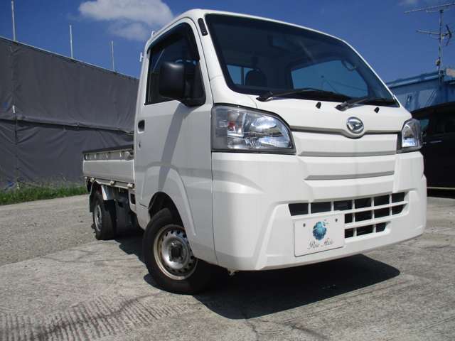 ポリッシャー仕上げ！！是非車両確認にお越しくださいませ♪