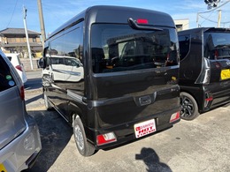ダイハツの販売店の中でも最上位ランクの販売店です！オールメーカーの新車も販売させていただいております！
