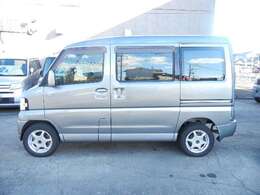 外装は、専任のスタッフが真心込めて丁寧にワックスをしておりますので、ピカピカに仕上がっております。　愛知　大治　格安　軽四　軽自動車　安い　中古車　　ジーフリー　G-FREE