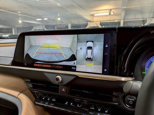 【アラウンドビューモニター】を装備で駐車が苦手な方でも安心です。