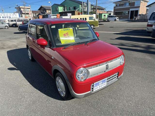 長く乗って頂けるお車をお選びいただく為に誠心誠意お手伝いいたします！気持ちいい車内を造る為きれいに磨き上げました。清潔感溢れる車内になっています。