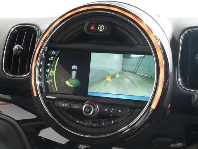 ■総在庫250台を遠方のストックヤードなどにも保管しておりますので、ご来店前にお電話いただけるとスムーズにご商談いただけます。■月曜定休日■カーセンサーフリーダイヤル：0078-6002-825402