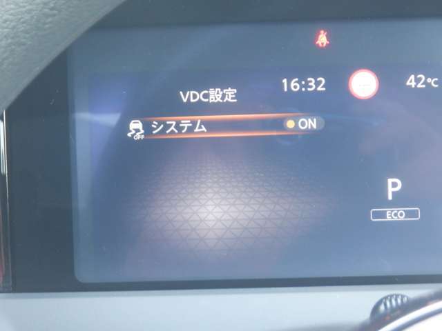 VDC機能付♪滑りやすい路面やコーナリング、障害物を回避する際に発生する横滑りを軽減し、車両の安定性を向上させ、走行時の安心感を高めてくれます♪