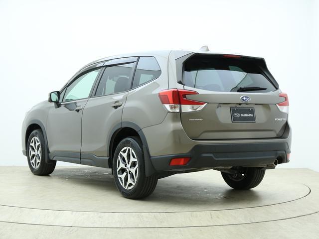 ■SUBARUが、デザインを通じて実現したいこと。それは、エモーショナルなデザインによってお客様の人生をイキイキと彩り、力強く堅実なデザインによって、長く使いたくなる信頼感や安心感を提供することです。