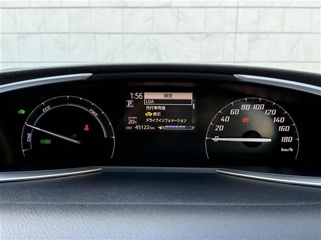 【スピードメーター】メーターがシンプルで見やすく運転しやすいですね！