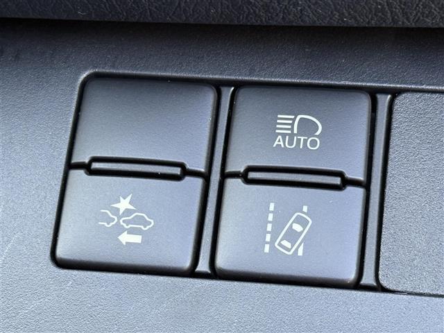 【運転席操作部】快適なドライブを楽しむための機能が装備されています！運転席から触れるので、使いやすいです！除菌プランいれていただくと、さらに清潔で安心していただけます！