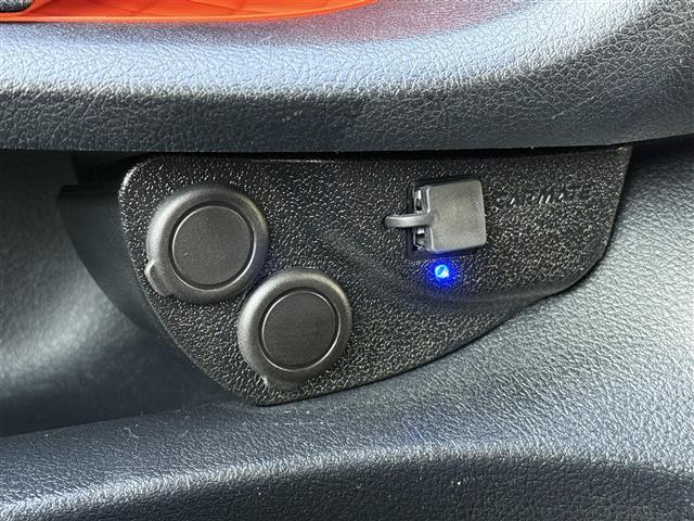 【運転席操作部】快適なドライブを楽しむための機能が装備されています！運転席から触れるので、使いやすいです！除菌プランいれていただくと、さらに清潔で安心していただけます！