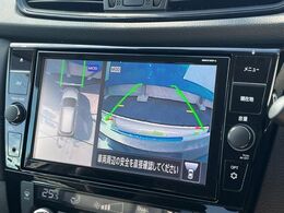 【アラウンドビューモニター】専用のカメラにより、上から見下ろしたような視点で360度クルマの周囲を確認することができます☆死角部分も確認しやすく、狭い場所での切り返しや駐車もスムーズに行えます。