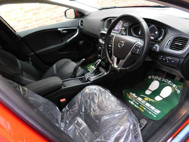 【全国納車も可能ですので、遠方にお住まいの方でも安心してご購入出来ます】車輌を確認できないお客様へLINEアプリで画像送信やビデオ通話オンライン商談も可能です。お気軽にお問い合わせ下さい♪