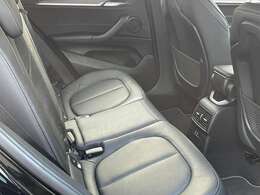 ご来場が難しいお客様でもご安心下さい、店頭在庫でしたらテレビ電話などを使いお車の詳細をご説明させて頂く事も可能でございます。当店スタッフが真心込めてご対応させて頂きます。