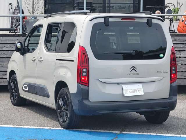 キズ補修、板金塗装、事故修理など修理承ります。自社鈑金工場ございますので迅速にご対応可能です。まずはお気軽にお見積りから。
