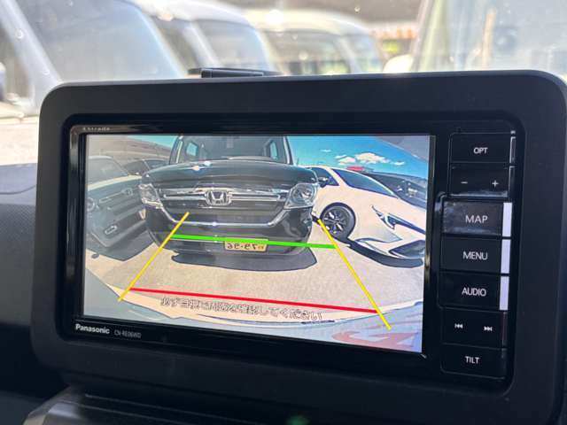 展示車両に関しましても、全ての取り扱いの車に対して厳しくチェックしております。