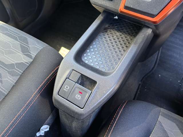 熊本中古車販売 ルマンα【アルファ】は、常にお客様の満足を考え、サービスを提供させていただいております。
