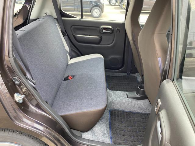 大変申し訳ありませんがお車のお取り置きは行っておりません。ご希望のお車がありましたらぜひお早目に来店ください。