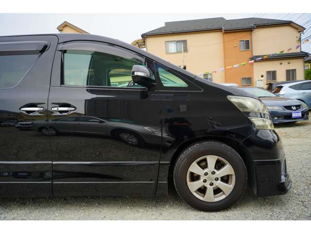 - タイヤ・ホイール - オプションでご希望のスタッドタイヤ・スタッドレス等への変更できます - お気軽にお申し付けください -