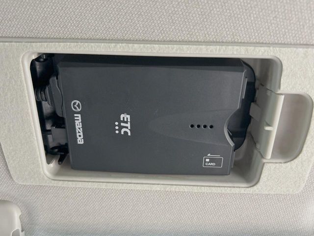 【ETC】高速道路の料金所をストレスなく通過！話題のスポットやサービスエリアに多い「スマートIC」利用時は必須のアイテムです。当店でセットアップを実施、ご納車当日からすぐにご利用いただけます！