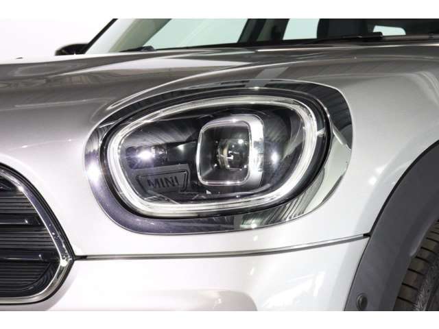 掲載車以外にも在庫がございます。お探しのイメージ等お決まりでしたら近いお車をお探し致します。また、日本全国ご納車可能です。詳しくはお問い合わせ下さい。MINI　NEXT勝どき　03-5560-3778