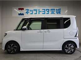 広々とした車内空間に優れた燃費性能。更にデザインも上質で人気のお車です！