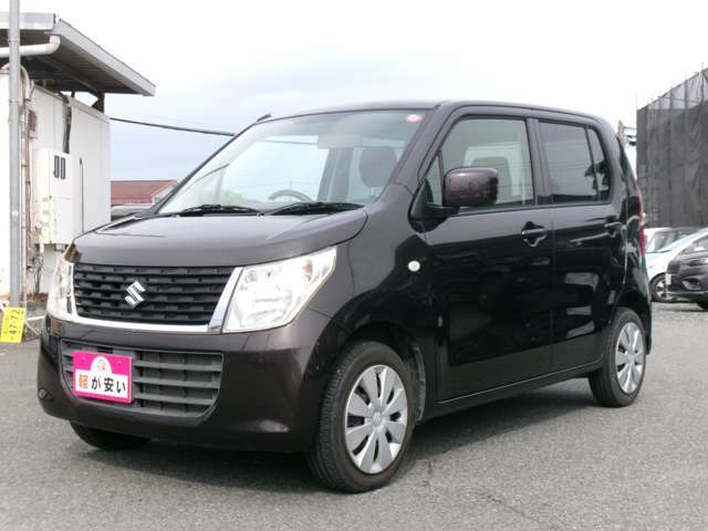 中古車でもとっても綺麗♪納車前に、ボディはガラスコーティングを行います♪ピカピカの「光沢」・「艶」の状態で御納車致します！