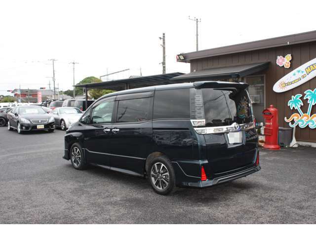 当社にお越しの際は、高速道路、北関東自動車道茨城東インターより、車で約5分程で到着します。お客さまの希望や車種の御相談や下取りや買い取りの御相談などお話ください。(029-304-6633)