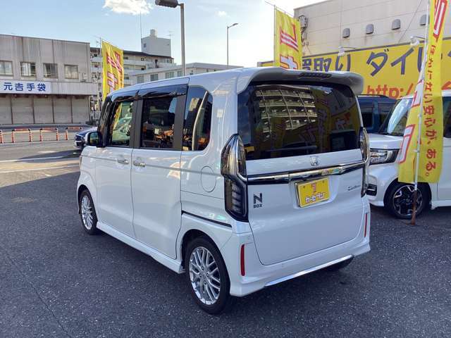 ご覧いただきましてありがとうございます。県外登録納車も承っております！お気軽にお問い合わせください。フリーダイヤル　0120-852-167　《カーセブン高須店》までお電話を！