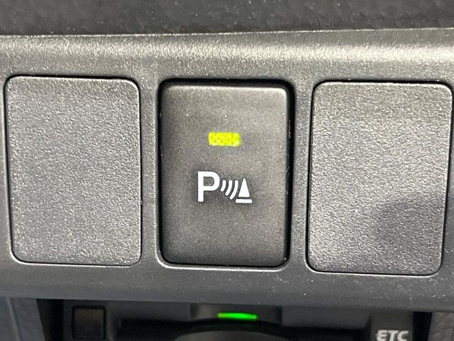 【コーナーセンサー】バンパーに付いたセンサーが障害物を検知！一定の距離に近づくとアラートで教えてくれます♪狭い駐車スペースや車庫入れ時も安心ですね☆