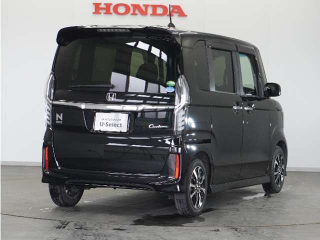 車両本体価格以外に必要な諸費用を含めたお支払い総額で検討して下さい！車両価格は安いけど諸費用が高い！なんてことにならないように当店は購入に必要な金額＝総額を表示しております！