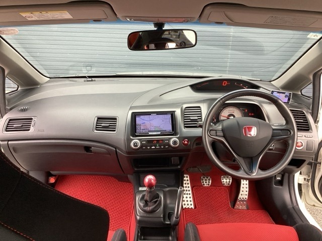 内装も非常に綺麗な状態です♪