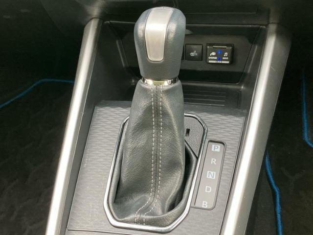 お車に合わせて無料保証以外にも、保証範囲、期間、距離を拡充させた有料保証もご用意しております！中古車の購入が初めてで不安・・・というお客様もご安心ください！