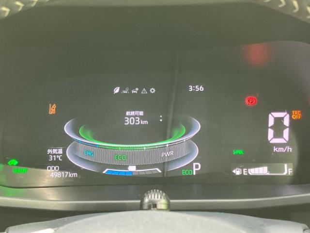 WECARSの展示場では実際に見て、触ってお車をお選びいただけます！知識の豊富な営業スタッフが様々なカーライフをご提案いたします！