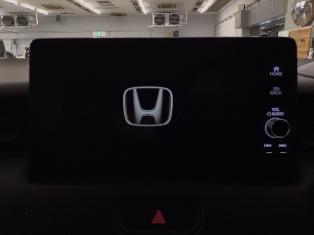 Honda　CONEECT対応で、更に便利が広がったナビディスプレーです♪フルセグTVとFM/AMラジオもお聞きいただけます♪