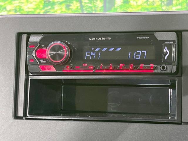 お好きな音楽を車内でお楽しみいただけます♪スピーカー交換・ウーハー追加などの音質向上や、最新ナビ・後席モニター等の取り付けも是非ご相談ください！