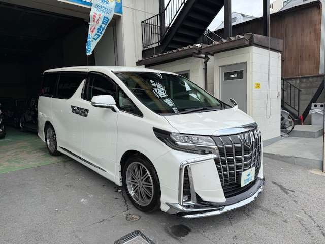 モデリスタエアロ！！高級感がより一層際立ちます！！定休日はございませんので、いつでもお気軽にご来店・お問合せ下さい(^-^)まずはお電話下さい♪